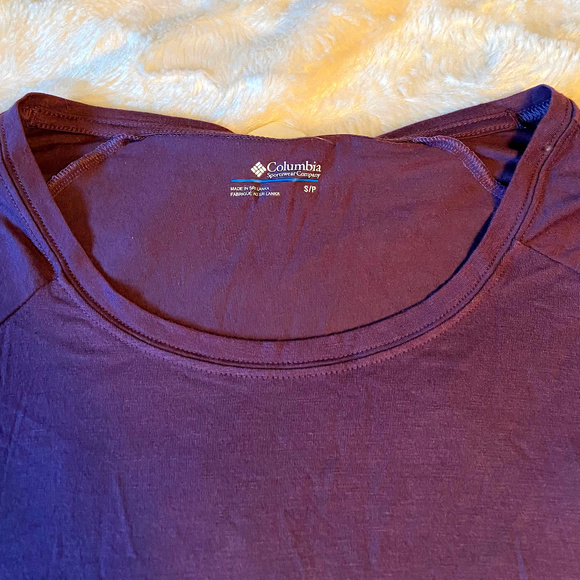 COLUMBIA Onmi-Wick Adera collection Purple Top Ladies Size Small NWT - Picture 2 of 13